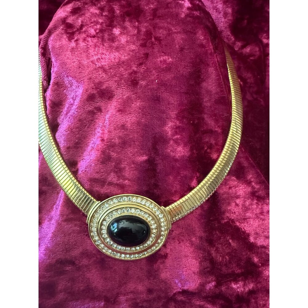 Trifari Omega Gold Tone Necklace Black Cab Rhinestones READ/SEE